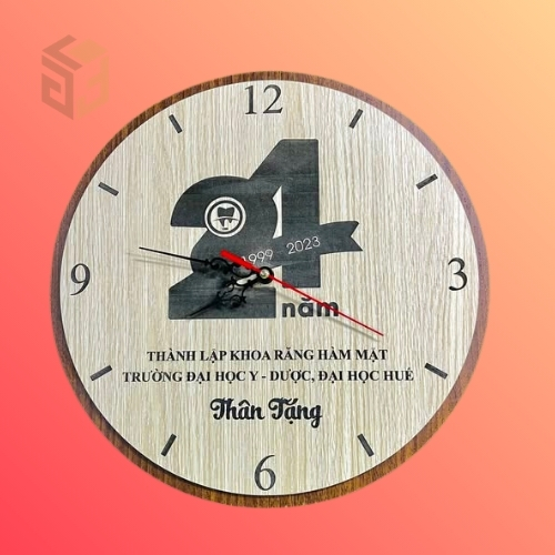 Đồng hồ treo tường